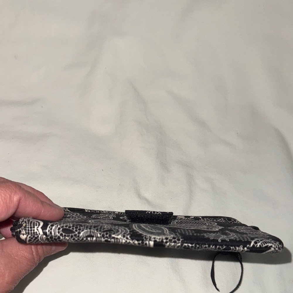 Thirty-One Black and White Lace Pattern Clutch - Picture 11 of 11